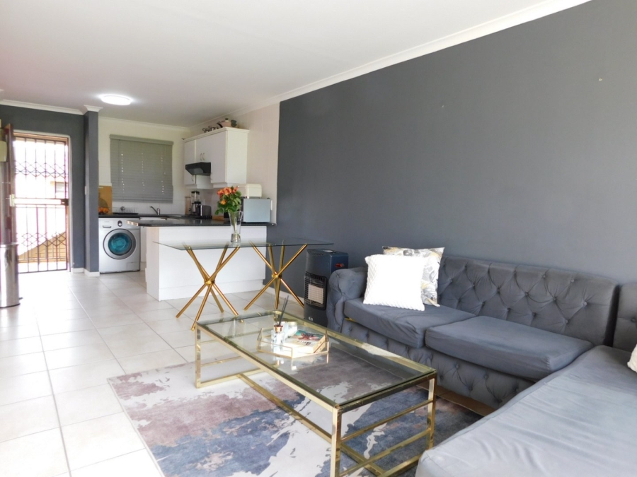 2 Bedroom Property for Sale in Fairview Golf Estate Western Cape